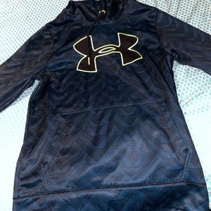 Under Armour sweatshirt